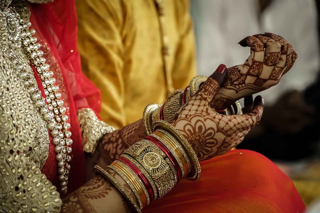 La mariée indienne la signification de ses bijoux